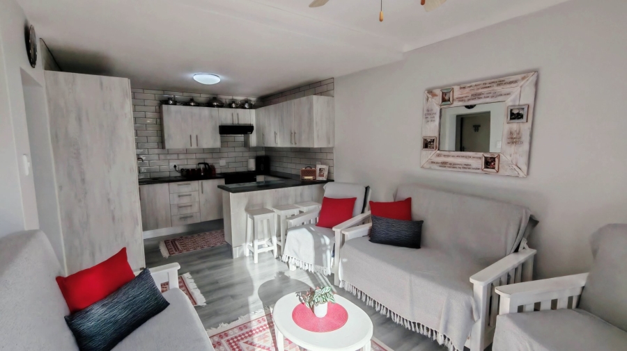 2 Bedroom Property for Sale in Hartenbos Central Western Cape